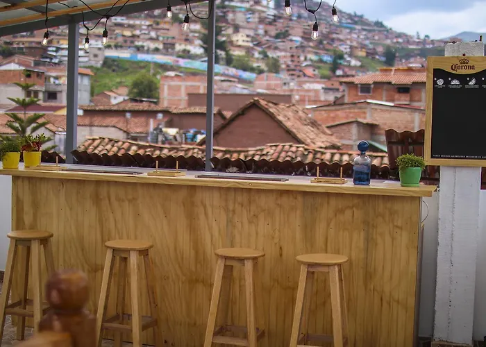 Andean Rooftop Guesthouse Hostal *